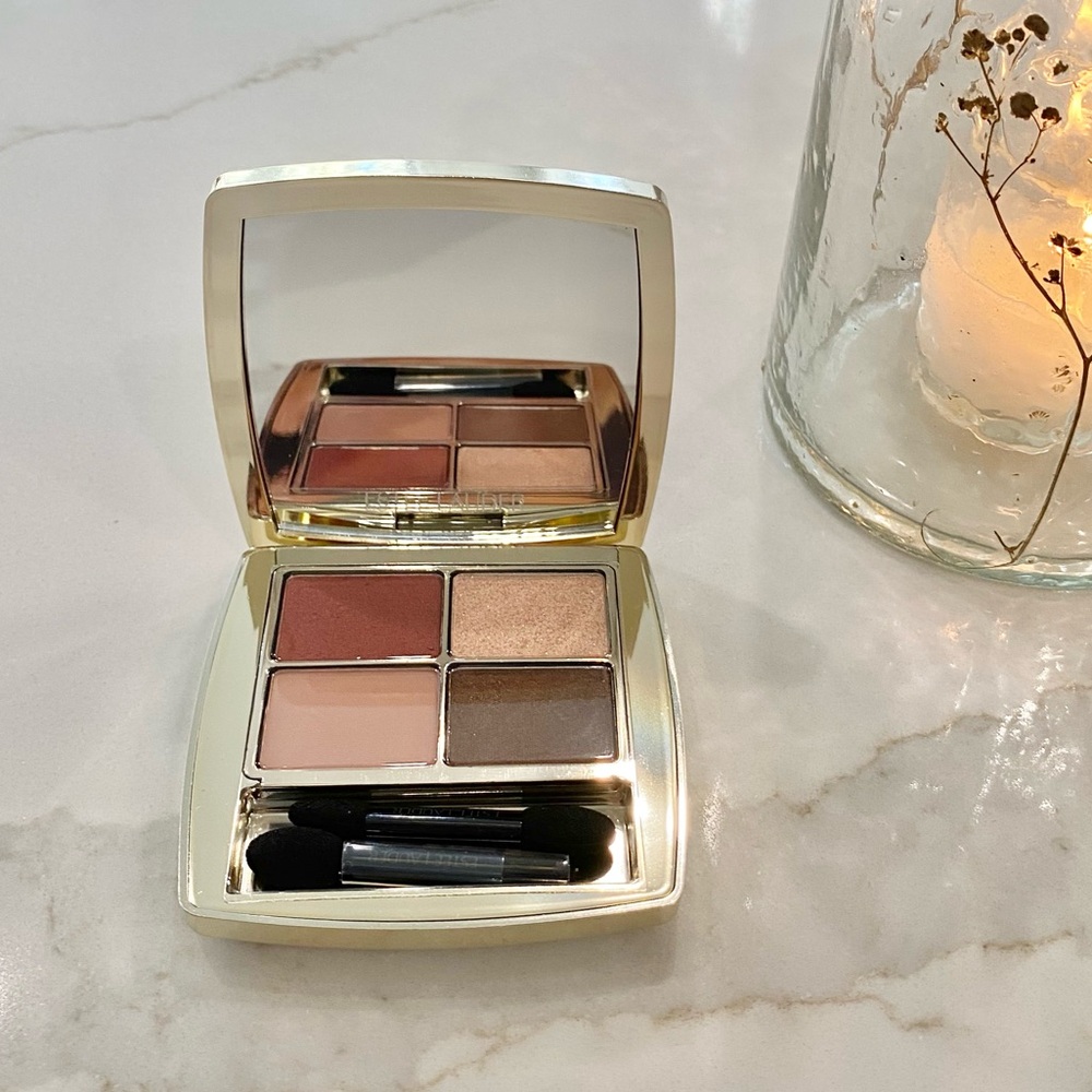 BRAND NEW Estée Lauder “Boho Rose” Eyeshadow Quad with bonus Onyx Eyeliner & bag